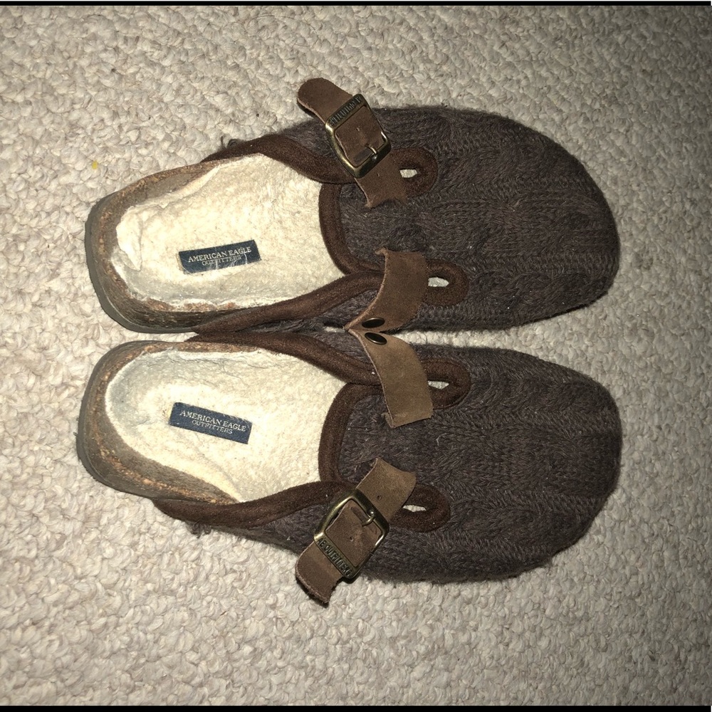 AMERICAN EAGLE SHOES